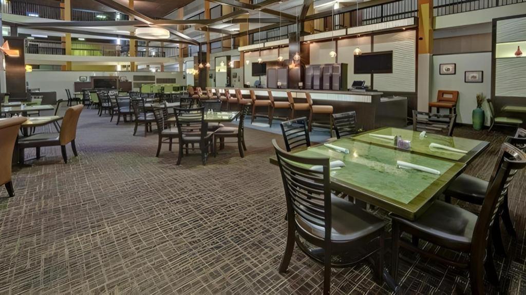 Clarion Hotel & Suites Conference Center Memphis Airport Kültér fotó